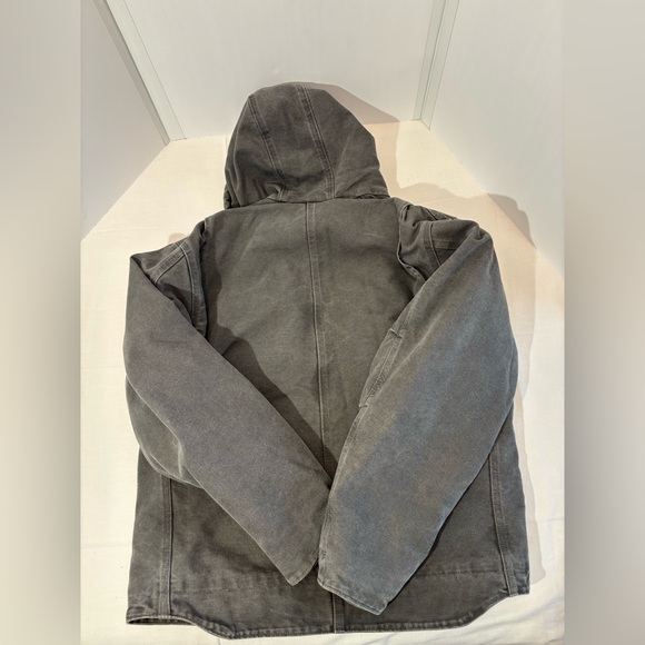 Carhartt Men's Sherpa Lined Sandstone Sierra Jacket Model
#J141 Grey/Charcoal - Picture 9 of 13